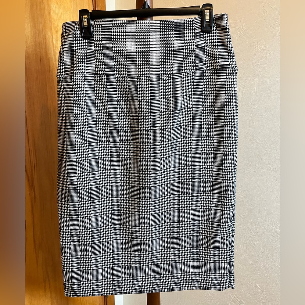 Women’s Worthington Houndstooth Pencil Skirt size 8